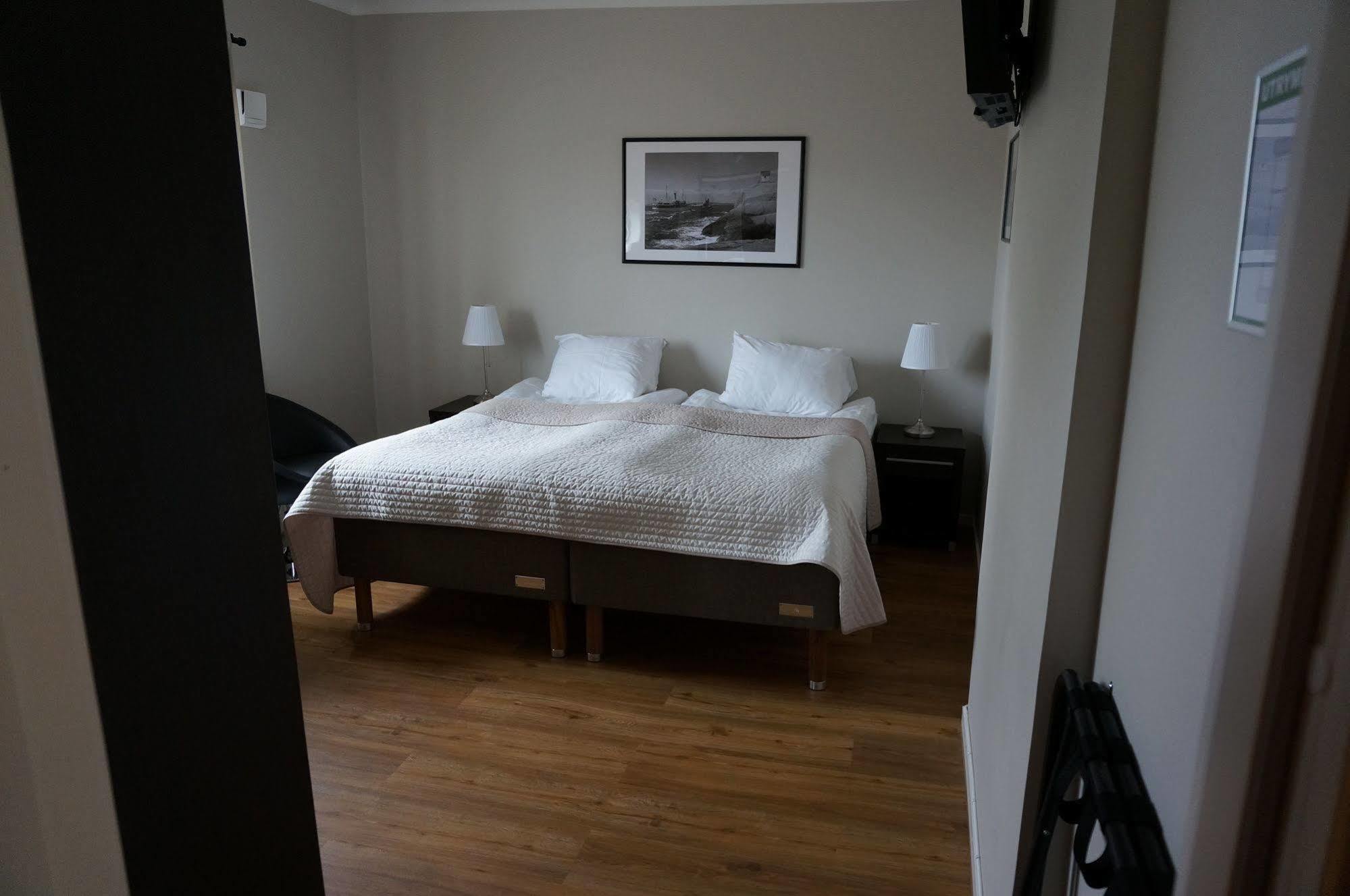 Hotell Villa Solviken Лисечіль Екстер'єр фото